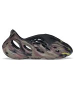 Adidas Yeezy Foam Runner MX Carbon