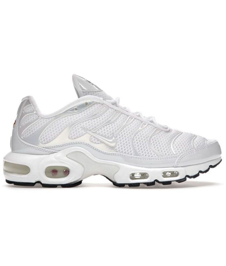 womens air max plus all white