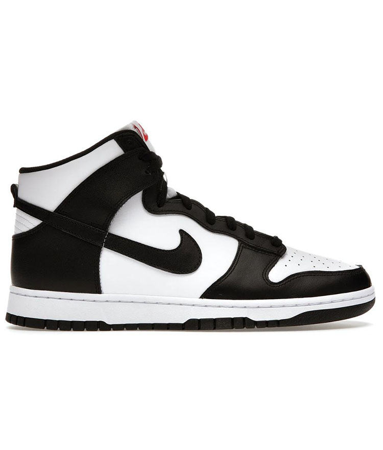 NIKE DUNK PANDA SNEAKERS. EVEN THOUGH ALL MY ITEMS ARE AUTHENTIC, BUT NOT THIS.